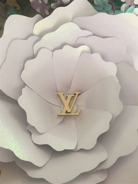 louis vuitton paper for flowers